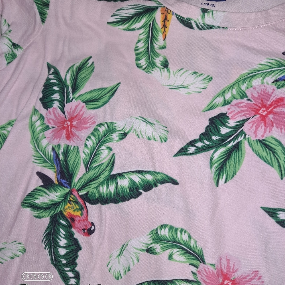 Girls short sleeve shirt size 10/12